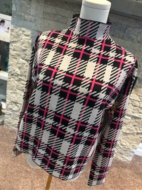 Tahari Plaid Sweater